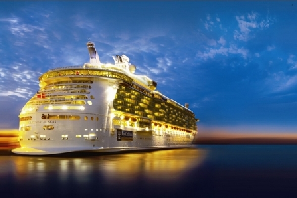 上海海关推出专属服务“护航”国产邮轮建造(图1)